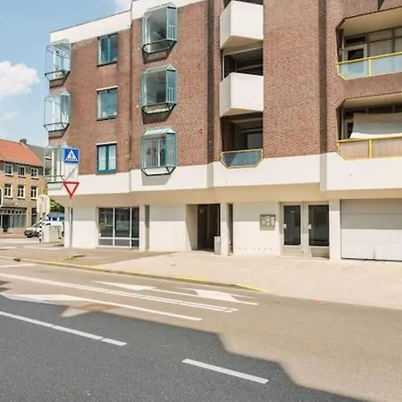 Apartment Geheel Appartement, Boxspring Bed, Snel Internet