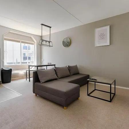 Geheel Appartement, Boxspring Bed, Snel Internet 아파트 *
